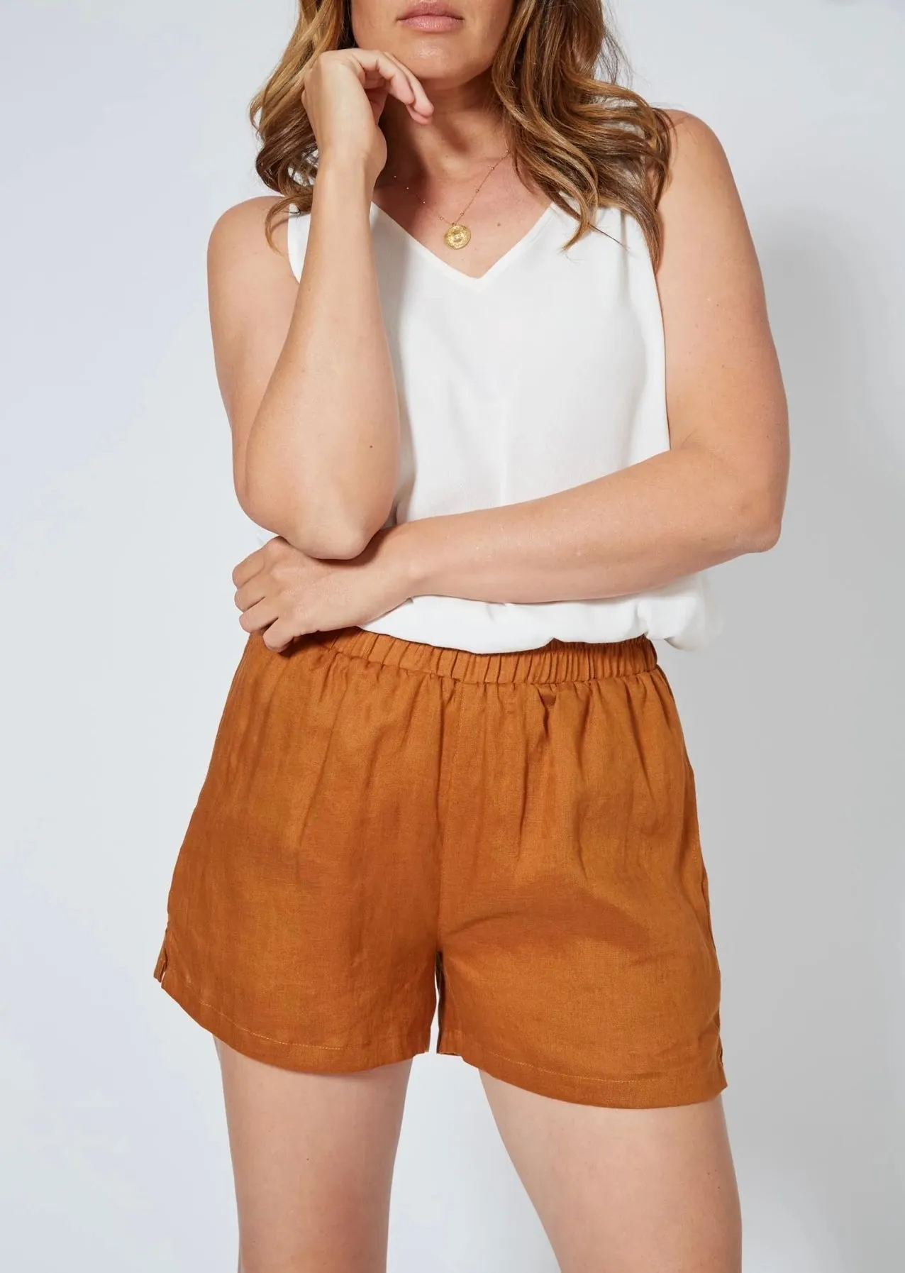 Antillia Short ~ Cinnamon
