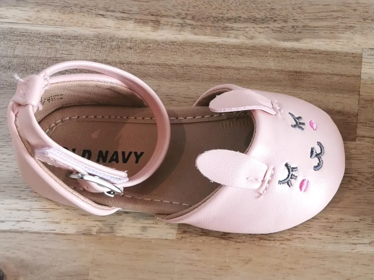 BABY GIRL SIZE 6/12 MONTHS - OLD NAVY, Light Pink Bunny Flats EUC B12