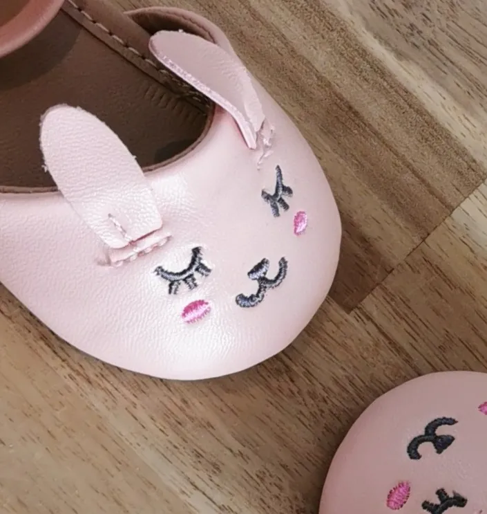 BABY GIRL SIZE 6/12 MONTHS - OLD NAVY, Light Pink Bunny Flats EUC B12