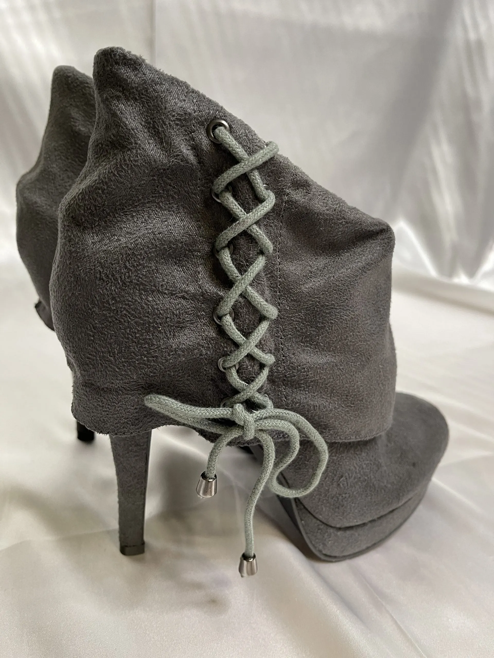 Caroline Gray Booties