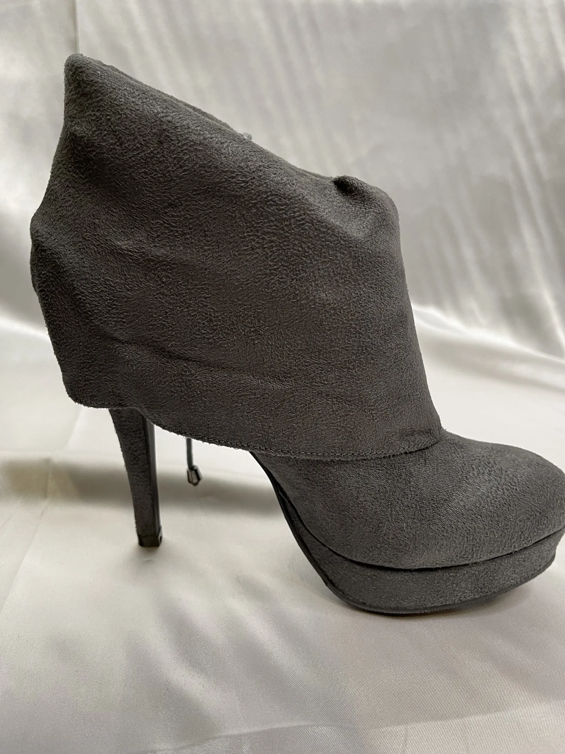 Caroline Gray Booties