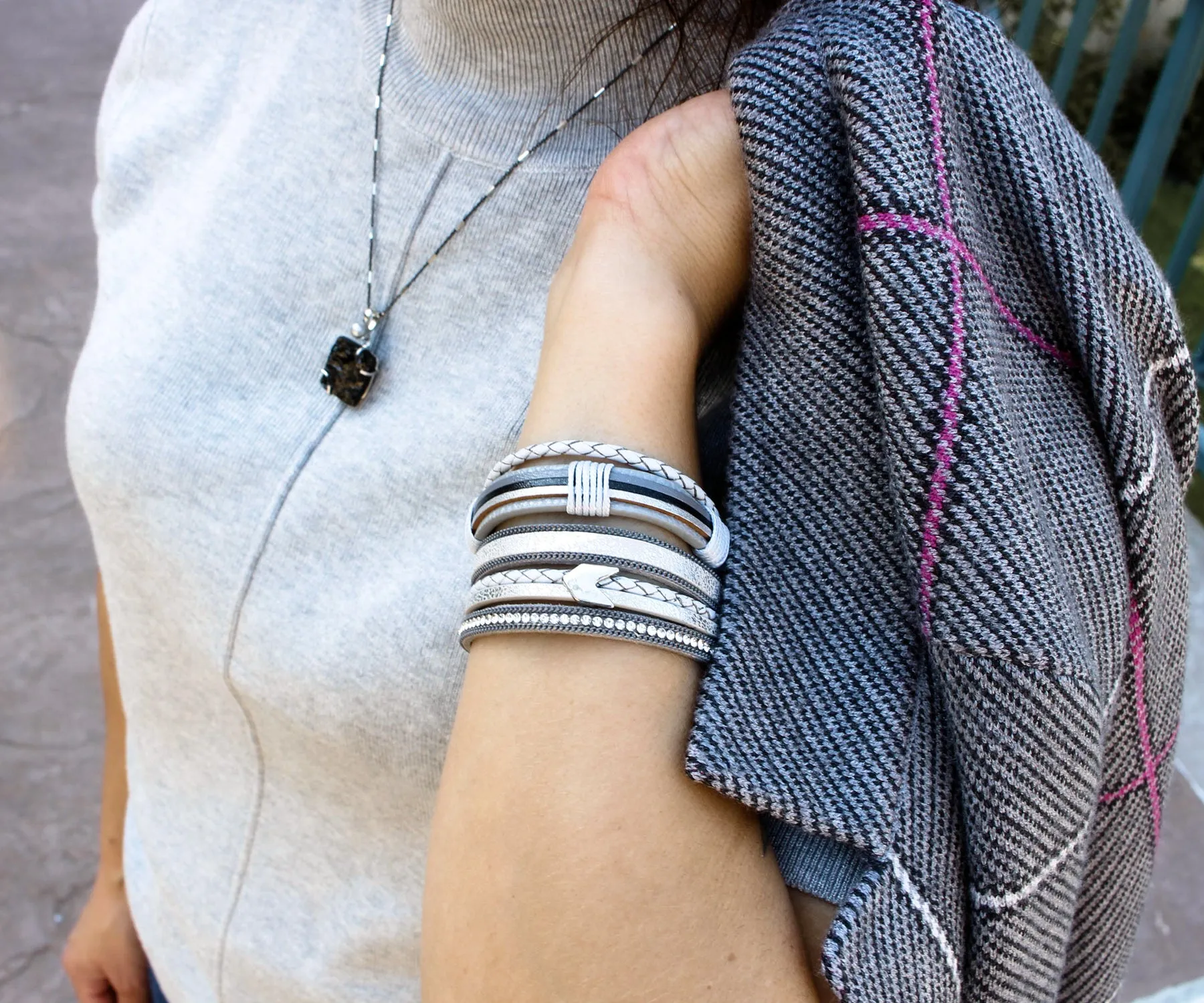 Chevron Arrow Multirow Gray Leather Bracelet