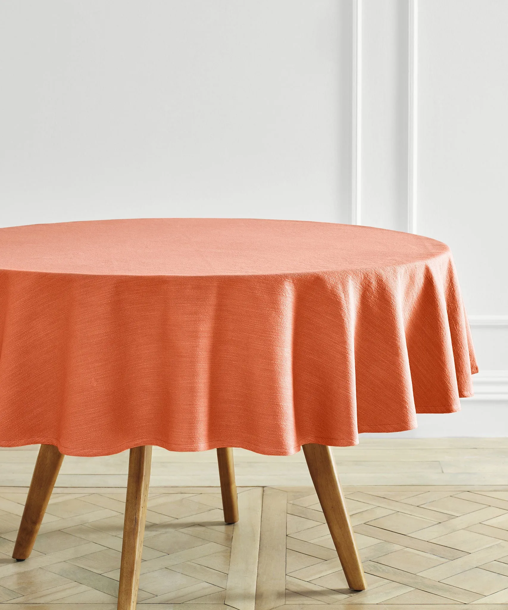 Dylan Solid Woven Tablecloth