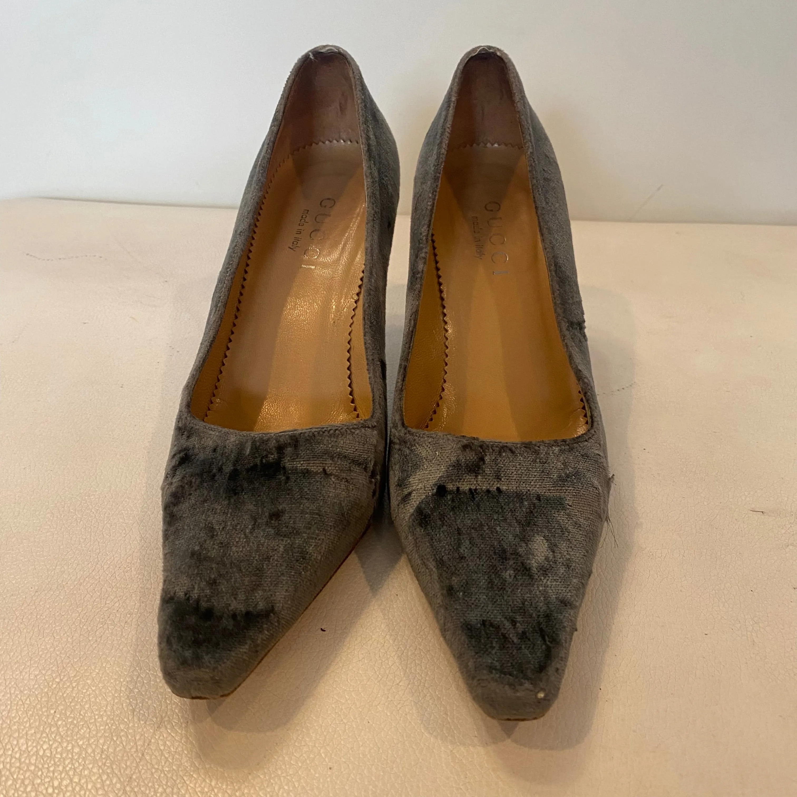 GUCCI Velvet Pumps Gray Size 6.5