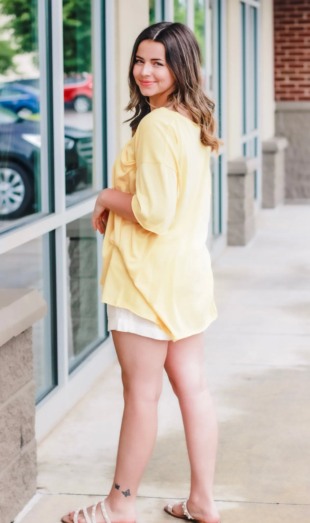 Hello Boyfriend Tee in Dusty Banana