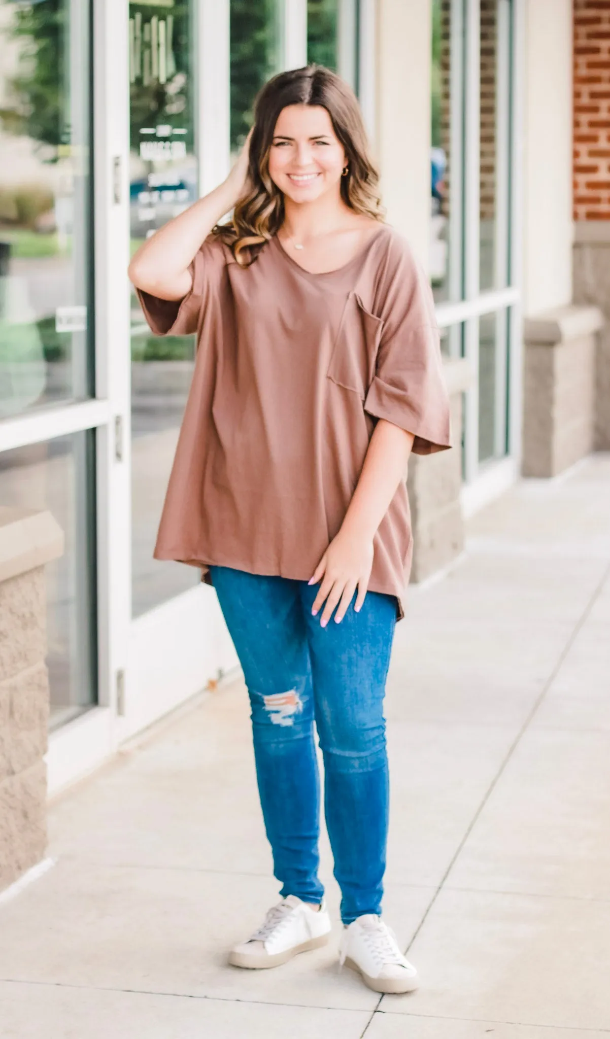 Hello Boyfriend Tee in Mocha