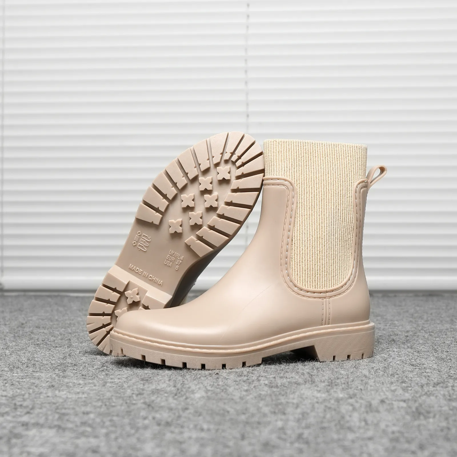 IVACHY Women's Waterproof Chelsea Boots – Ankle-Length, Slip-Resistant, Pull-On Rain Boots with 3 cm Block Heel- Wellie booties BG-594
