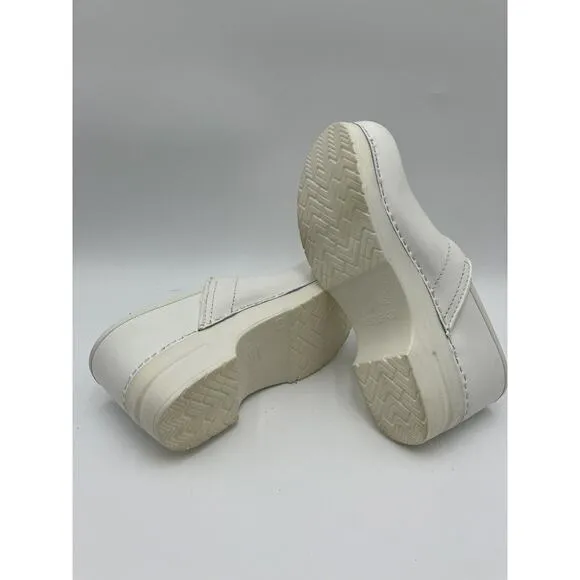 NWD Dansko Professional Box Women's Clog White EU Size 42 (US 11.5-12)