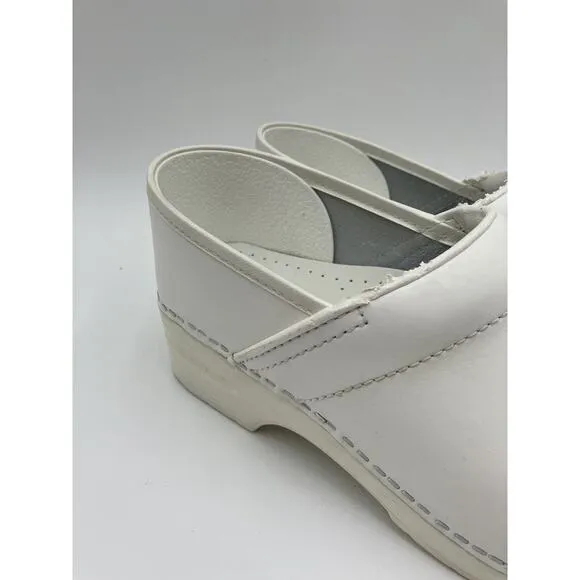 NWD Dansko Professional Box Women's Clog White EU Size 42 (US 11.5-12)