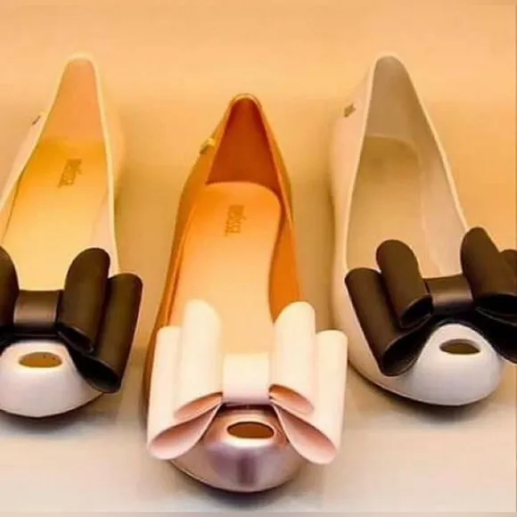 NWT MINI MELISSA Ultragirl Sweet II Kids Flats In White Pearl/Black