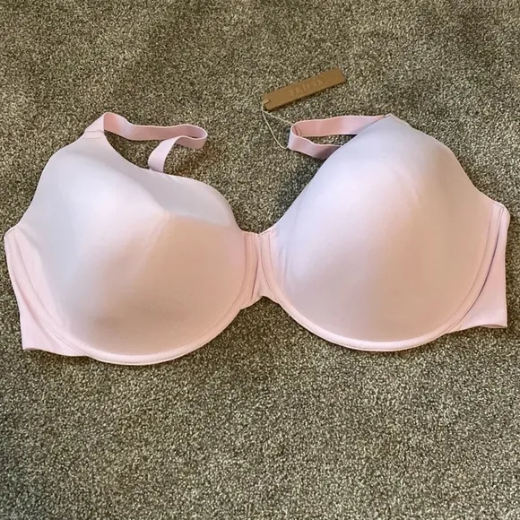 Skims fits everybody t shirt Demi bra