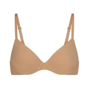 Skims fits everybody t shirt Demi bra