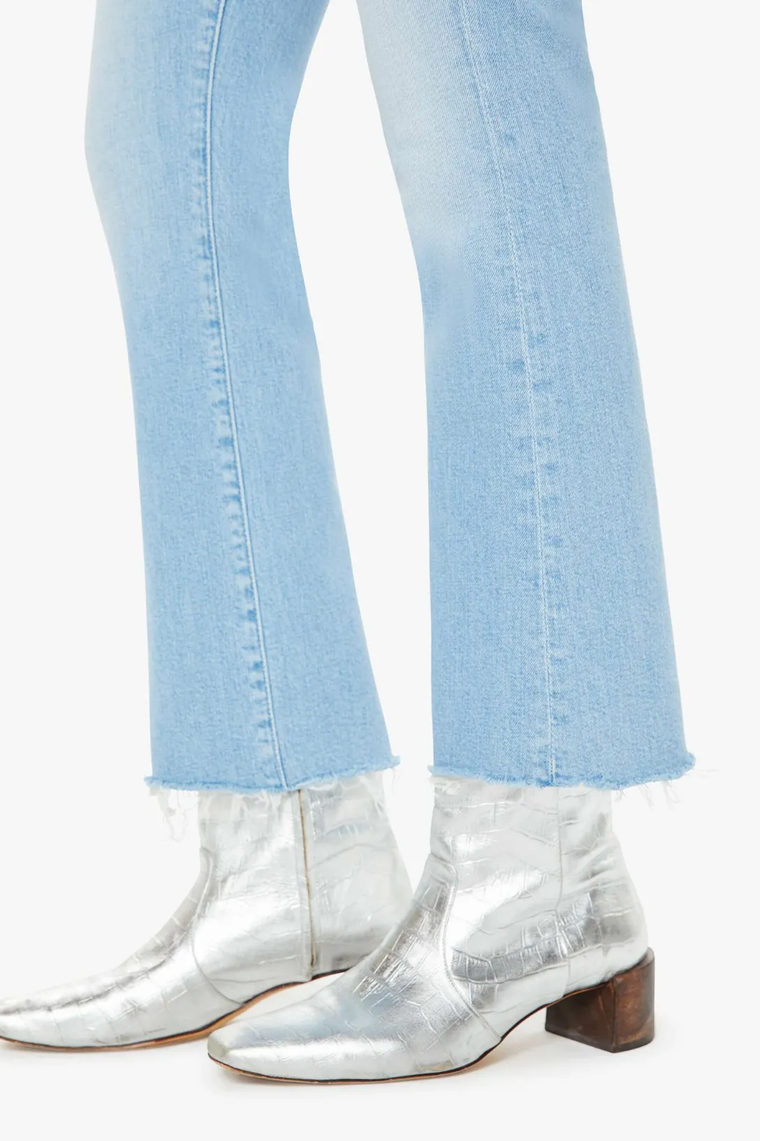 The Insider Ankle Fray Jean | Friendly Reminder