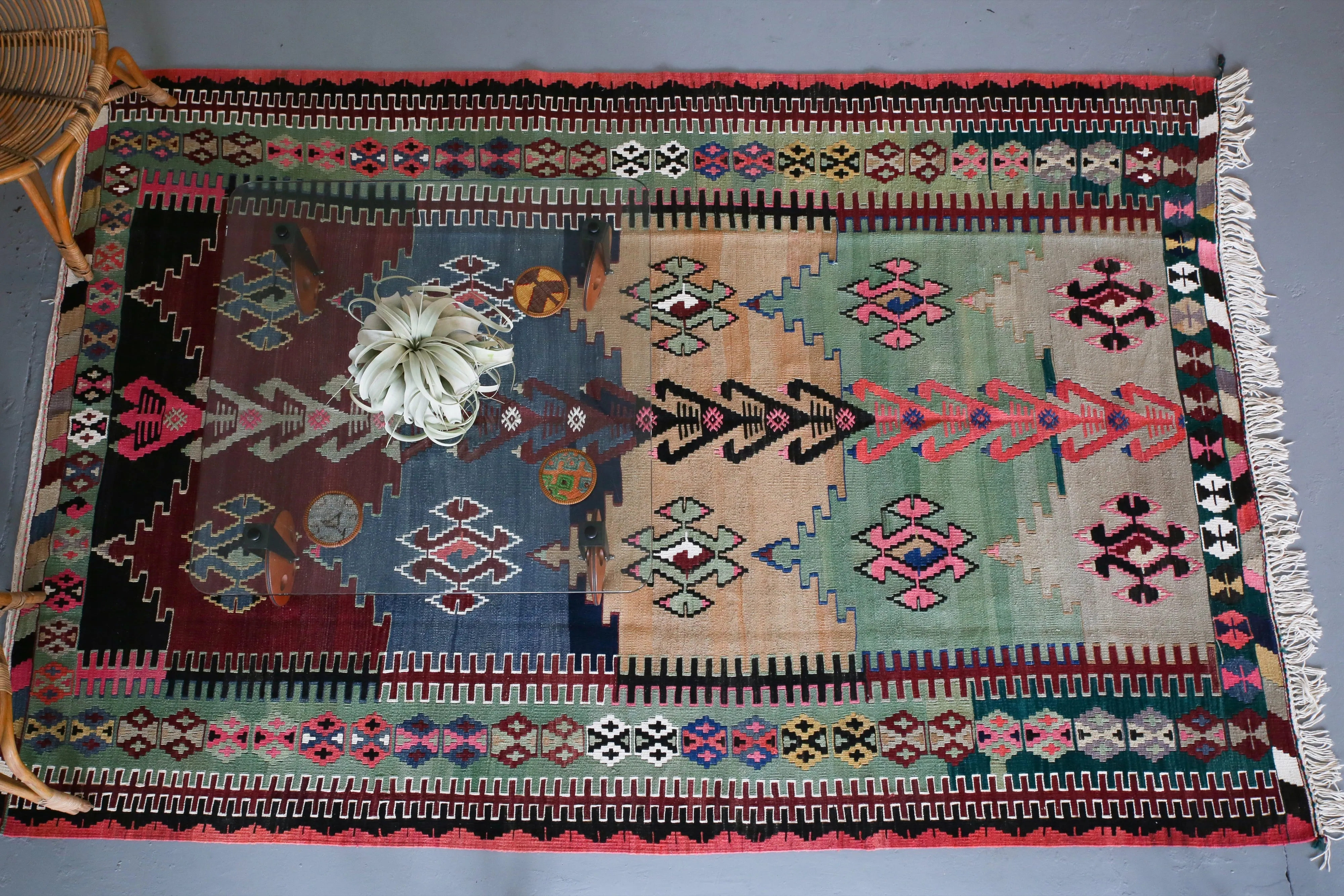 Vintage Anatolian Kilim 6ftx9ft