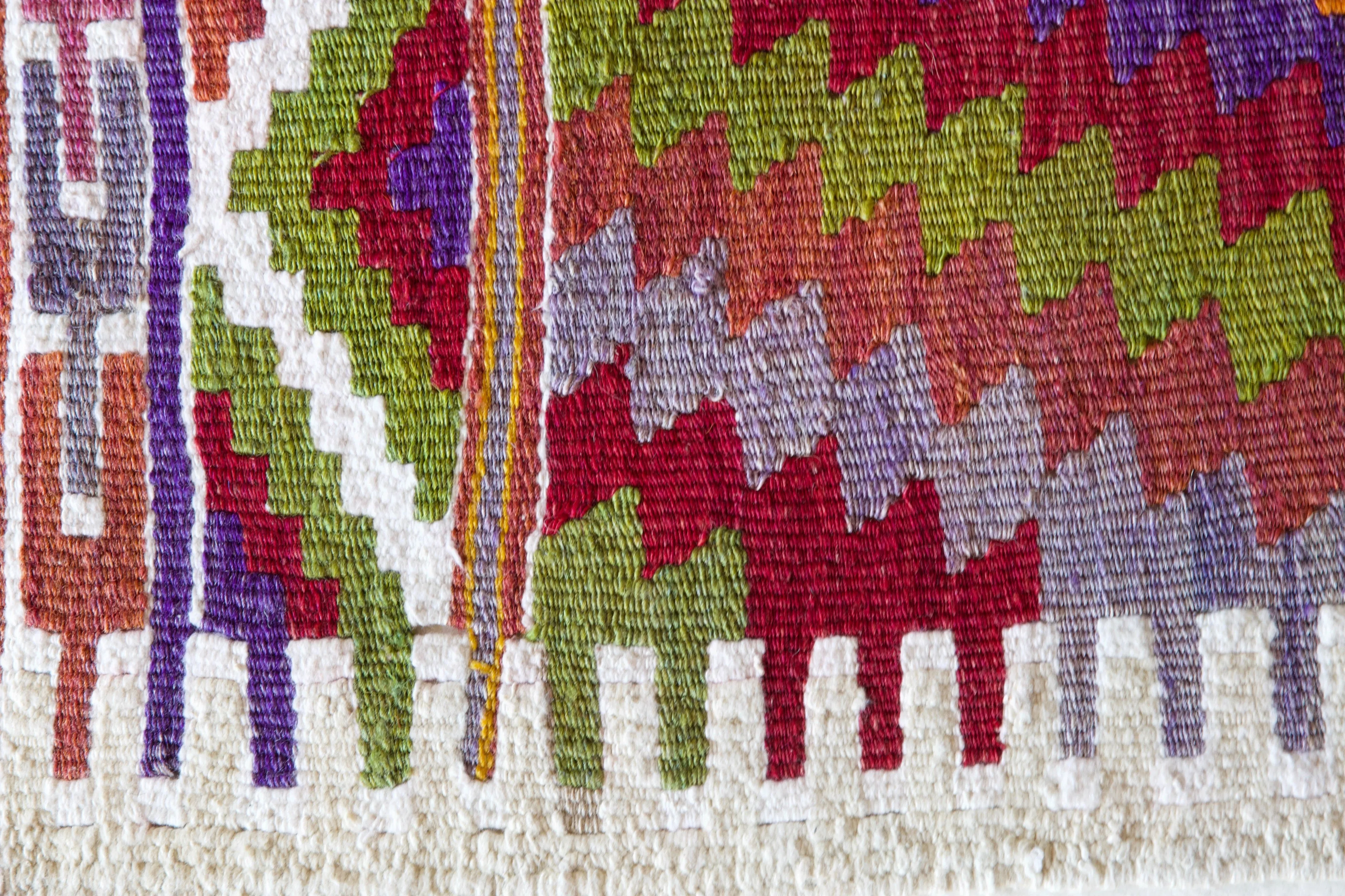 Vintage central Anatolian Kilim Rug 3'2"x4'5"