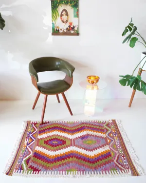Vintage central Anatolian Kilim Rug 3'2"x4'5"