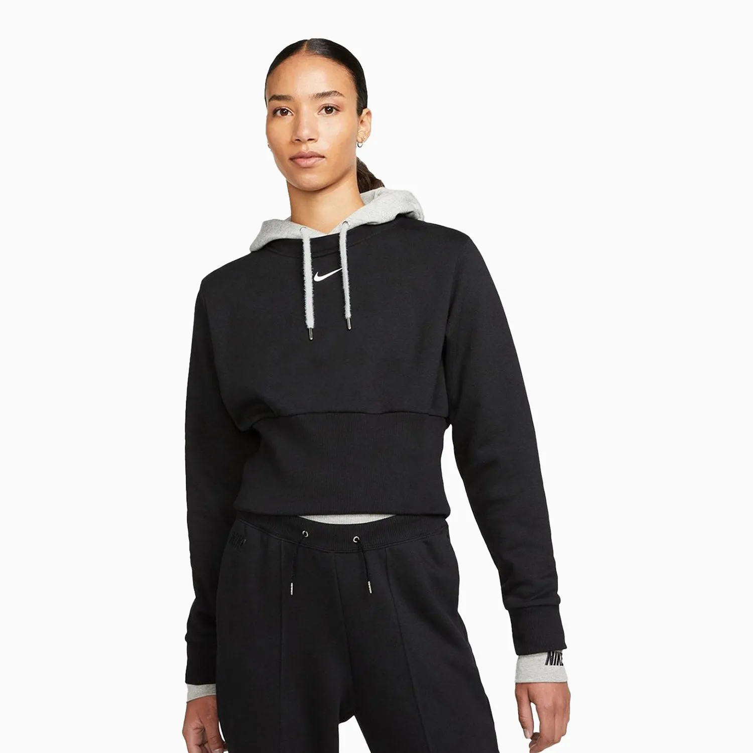 Women's Sportswear Icon Clash Outfit